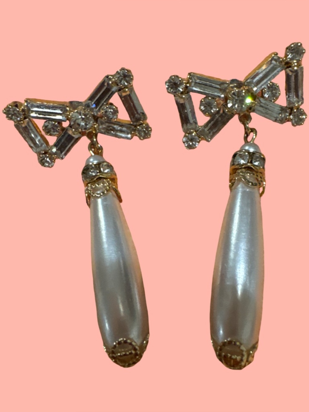 Elegant Pearl Drop Crystal Dangle Earrings - White & Gold